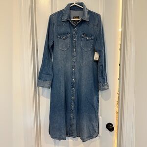 NWT Lee Vintage Modern snap button denim dress/ duster, Medium